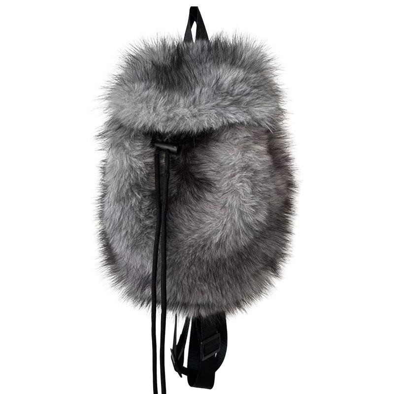 Trendiger Rucksack im koreanischen Stil aus Kunstfell für Studentinnen - Einfarbig mit Kordelzug und Magnetverschluss