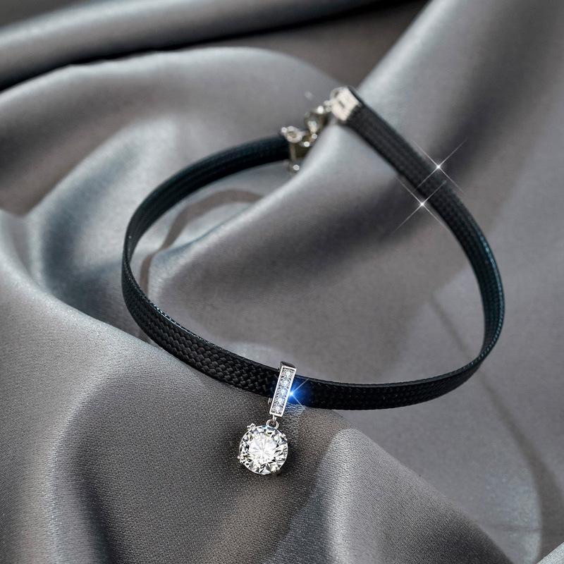 Design Sense Super Flash Zircon Pendant Choker Neck Strap Leather Rope Necklace Women's Short Collarbone Chain Simple