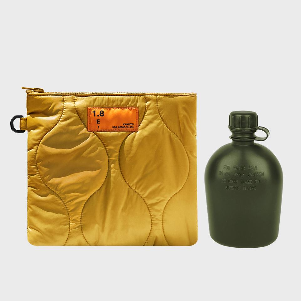 Kaneitei Pom Quilted Flat Pouch (Mustard) / Recycled