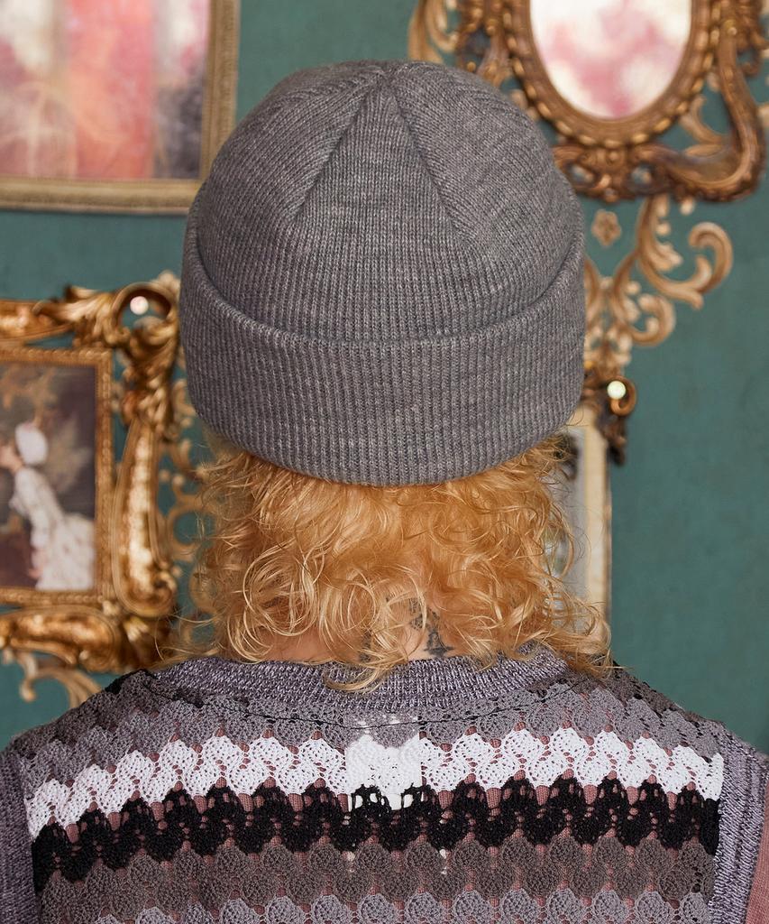 UNALLOYED Flower Beanie / Gray