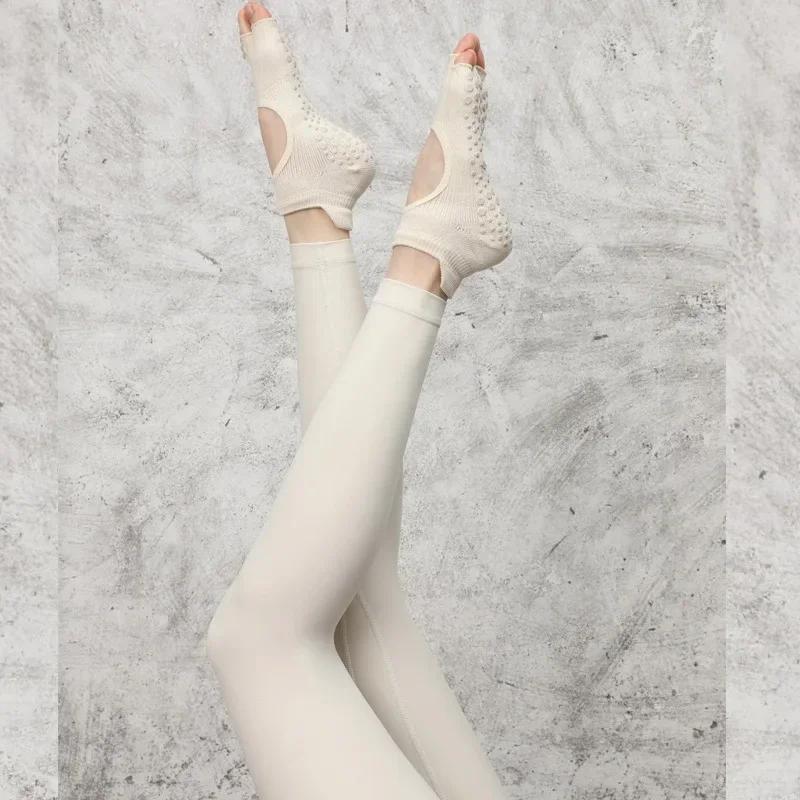 Silicone Non-slip Yoga Socks Women Backless Breathable Toeless Floor Pilates Socks Five-finger Indoor Workout Dance Sports Socks