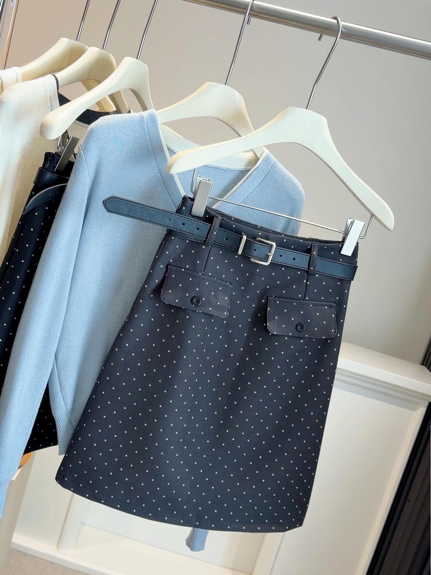Miu-Style Polka Dot High-Waisted Midi Skirt for Pear-Shaped Women - Summer 2026 Slim-Fit, Hip-Hugging Style M серый