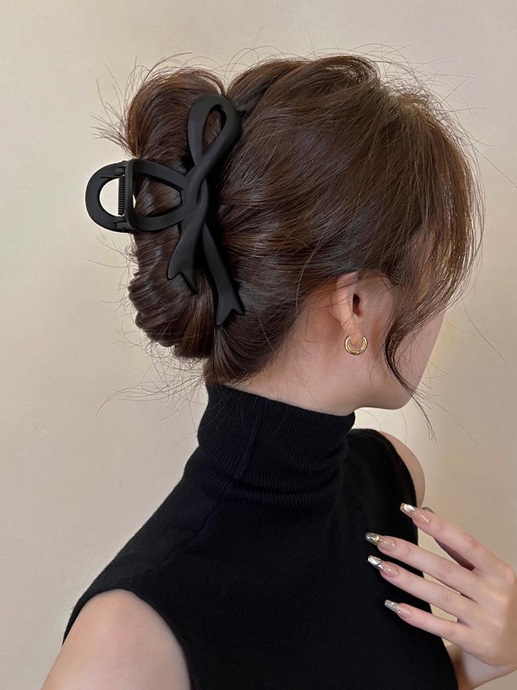 Premium Coffee-Colored Frosted Hairpin - Large All-Match Shark Clip for Elegant Hairstyles