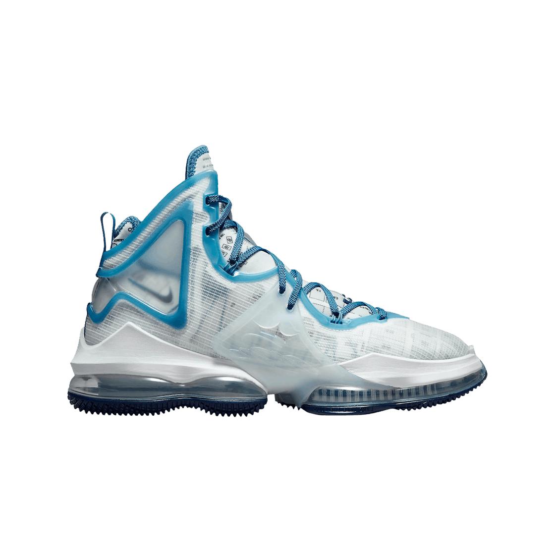 

Мужские кроссовки Nike x Space Jam A New Legacy LeBron XIX White и Dutch Blue DC9338-100