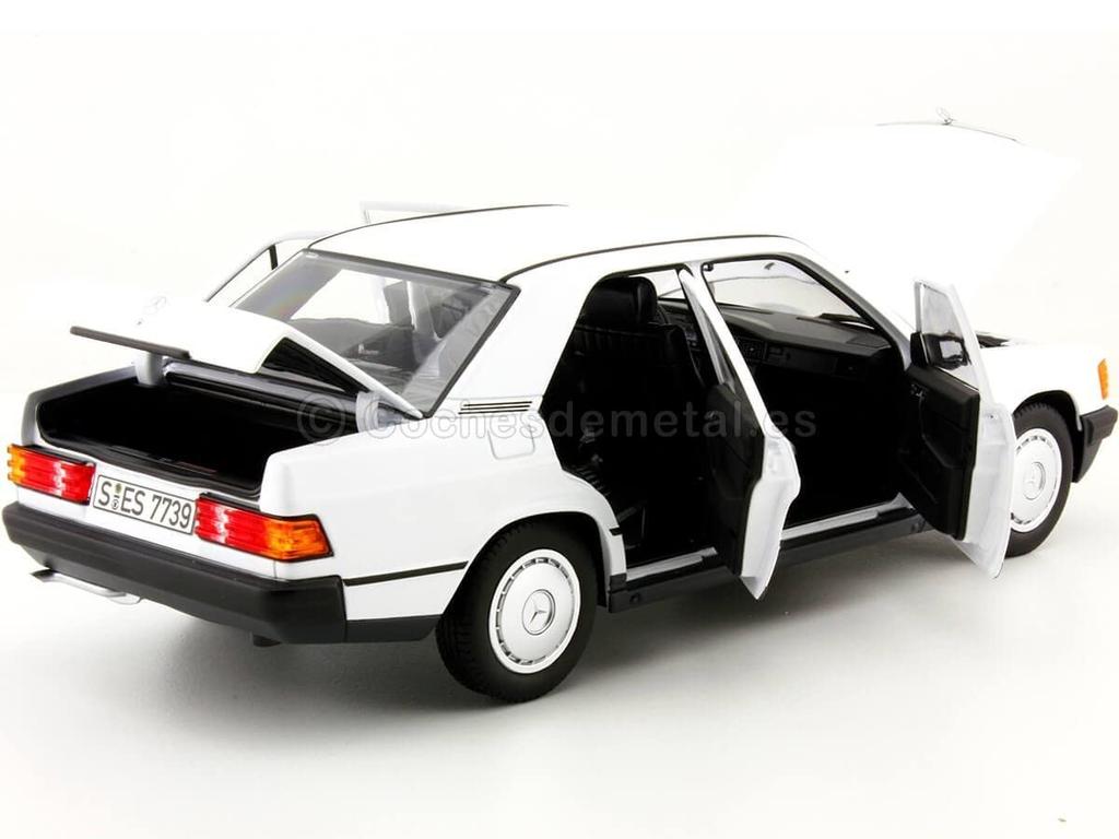 Norev Scale 190E 1982 White 1/18 Mercedes-Benz