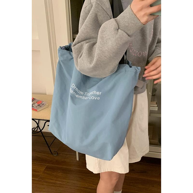 Casual canvas bag Lazy Wind Girl 2025 new simple nylon cloth tote bag large-capacity shoulder bag