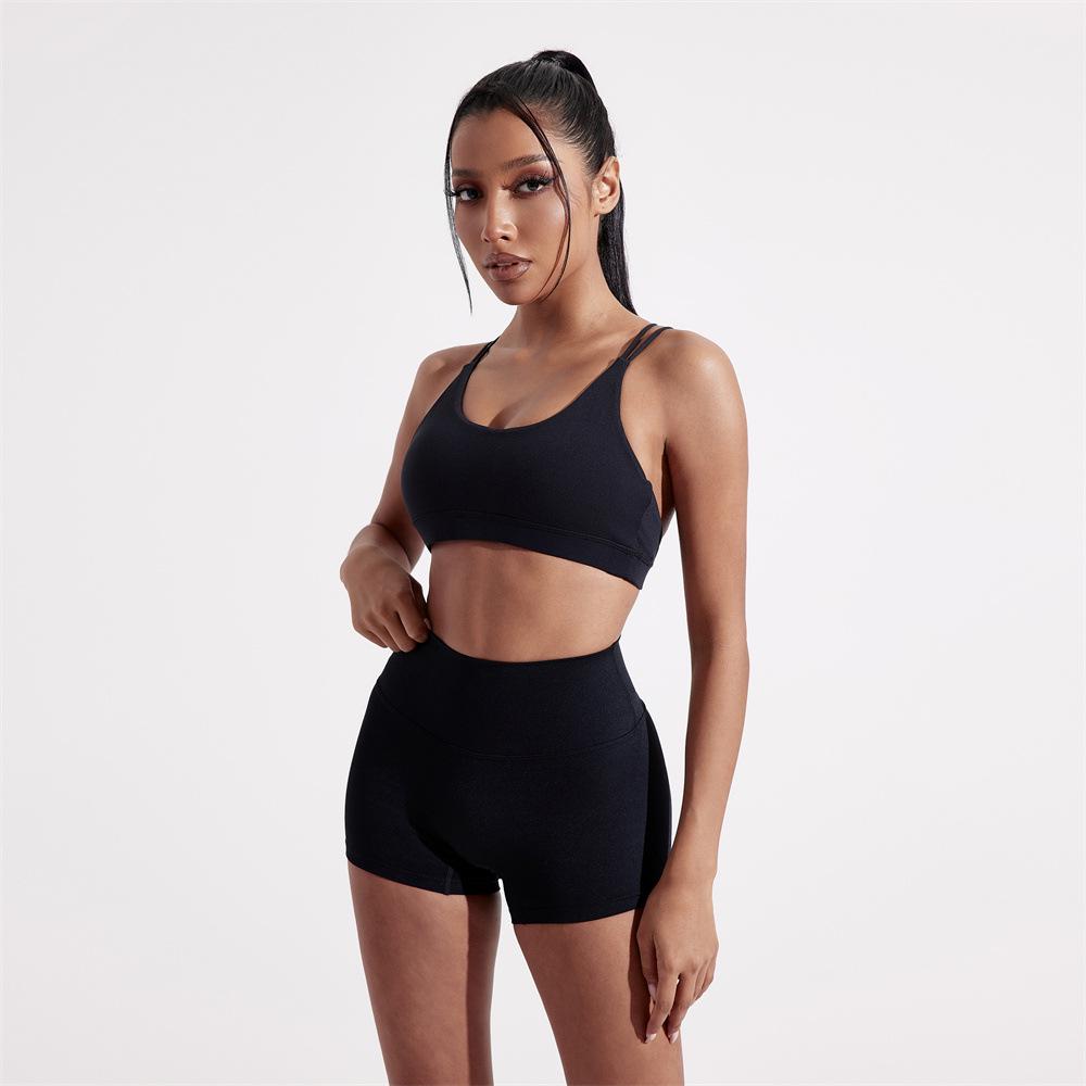 Nárazuvzdorná sportovní podprsenka s pocitem nahoty a rychleschnoucí jógová vesta pro ženy