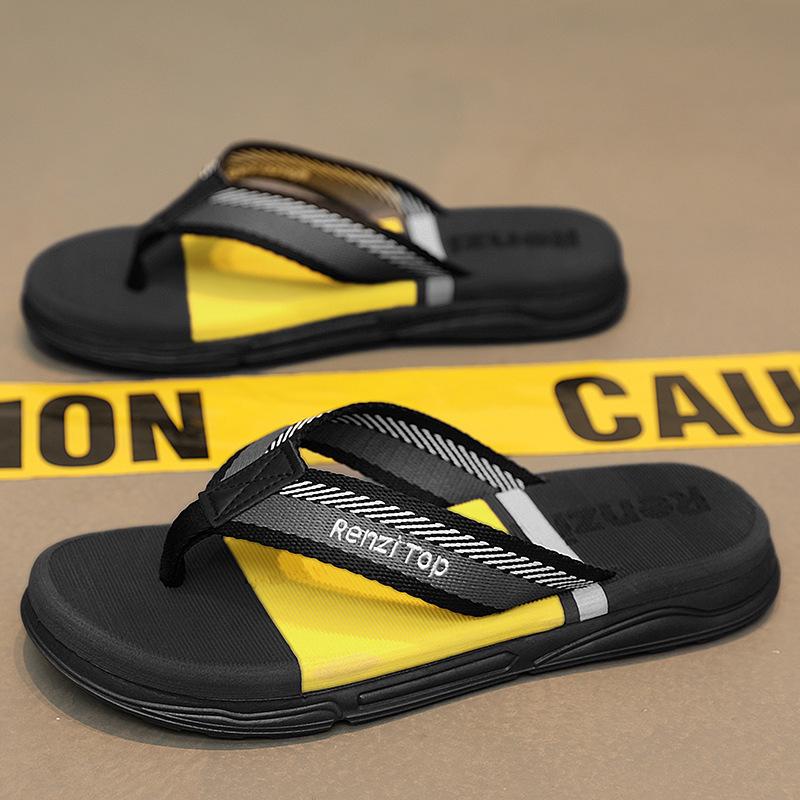 

Summer slippers men s fashion soft sole lightweight foot-pinching flip-flops men s casual deodorant wear-resistant beach sandals 44