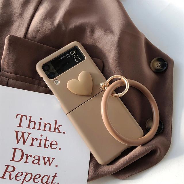 

Портативный браслет с большим кольцом на руку, чехол для телефона карамельного цвета для Samsung Galaxy Z Flip 4 3 5g, милый твердый чехол с сердечком для женщин For Samsung Z Flip 3