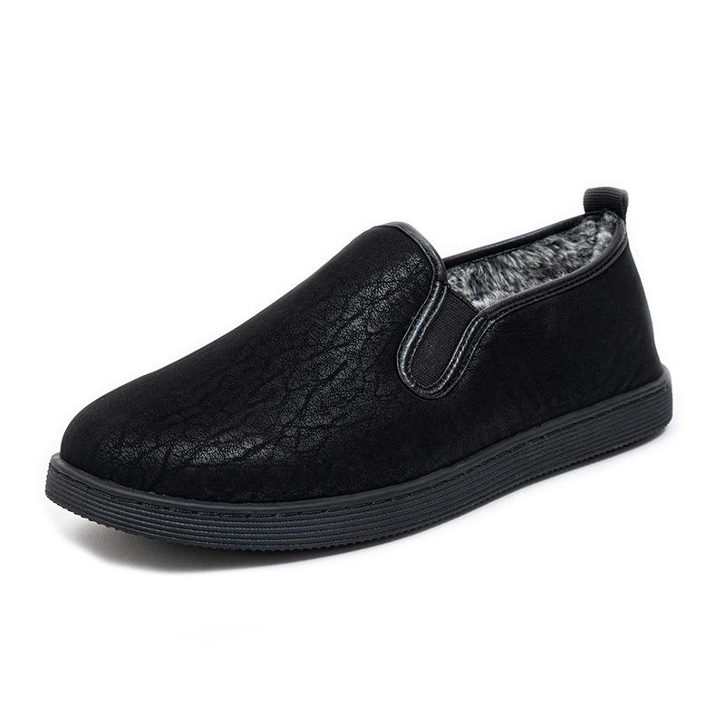 Old Beijing Men's Winter Fleece-Lined Slip-On Shoes - Thick, Soft Sole for Warmth and Comfort
