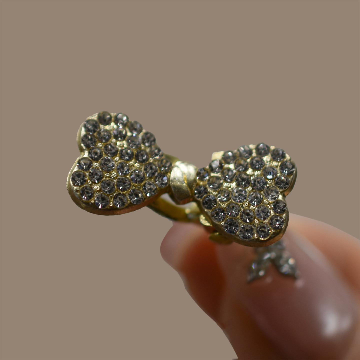 Elegant High-End Side Bow Hair Clip for Women – 2026 Flyaway Bangs Duckbill Clip