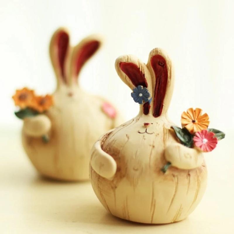 2Pcs Figurines Garlic Rabbit Wooden Crafts Ornaments Living Room Home Accessories Decor Creative Wedding Gifts Ornaments