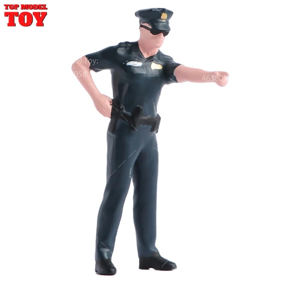 Painted Miniatures 1/64 Scale Beauty Handsome Boy Policeman Girls Male Female Scene Figure Model For Car Vehicles Decorate
