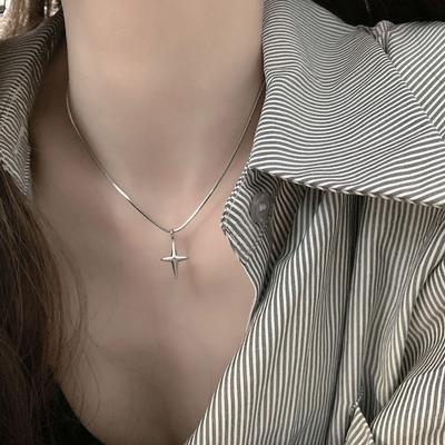Little Star Pendant, Titanium Steel Necklace,female Personality, Sweet and Cool Style, Simple Silver-white Snake Bone Chain, Cross Chain Does Not Fade