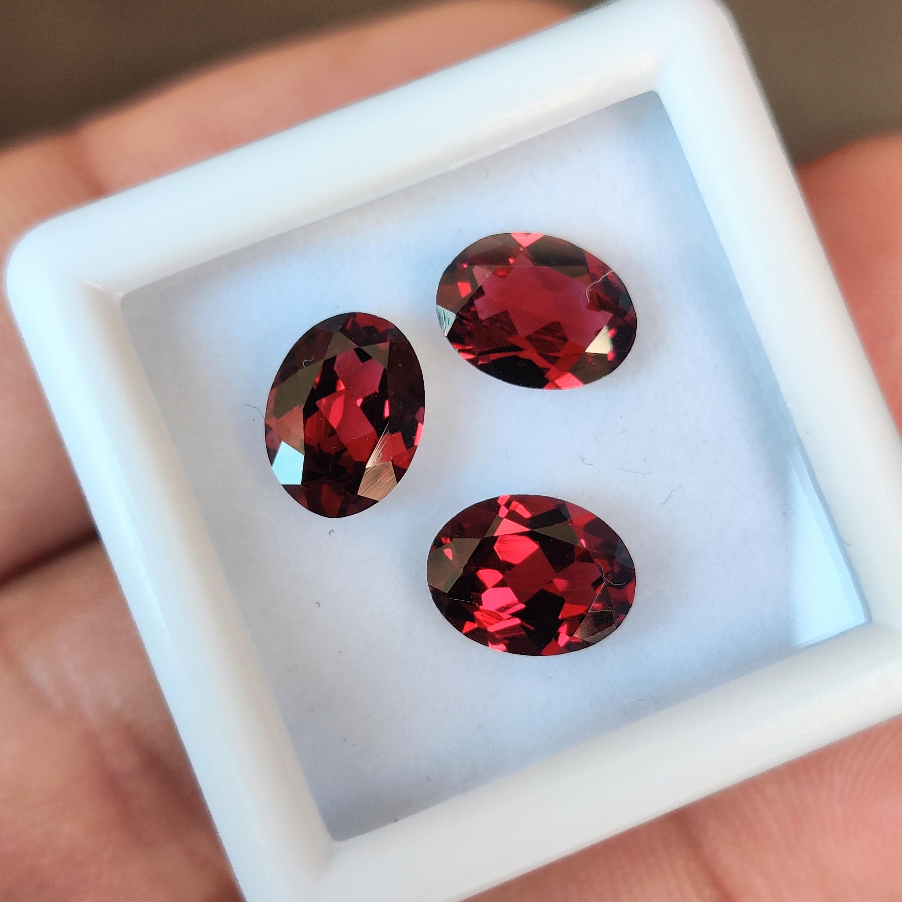 3 Pieces Rubelite Garnet Oval Cut Gemstone: 8x6 MM Garnet Stones. 3 Pcs Rubelite Garnet