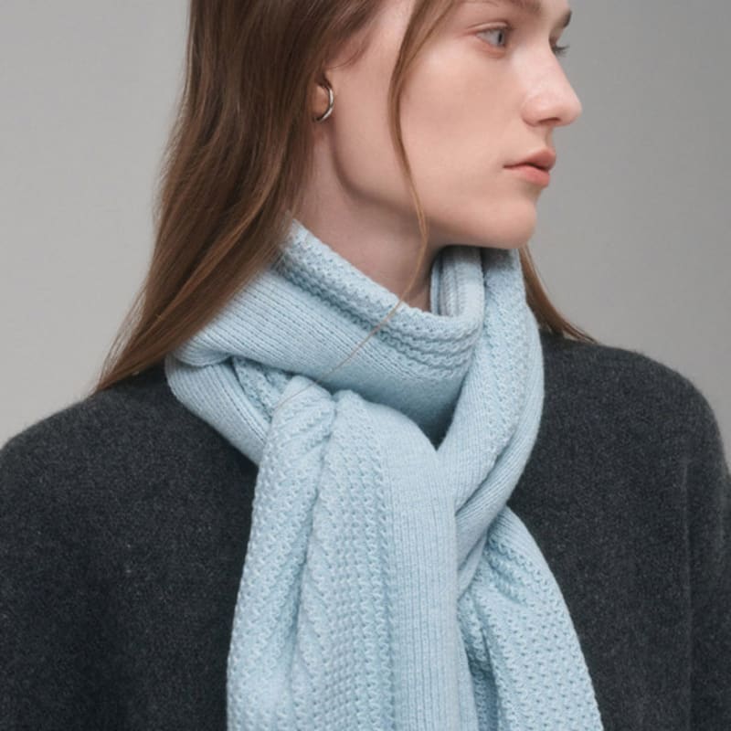 Saint Luxure Soft Leaf Muffler Sky Blue