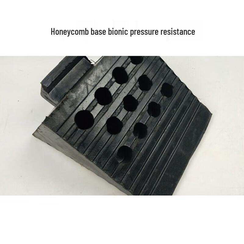 Rubber Wheel Chock for Large Trucks