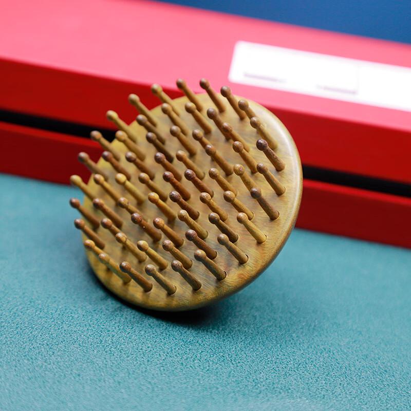 Green Sandalwood Finger Ring Massage Comb