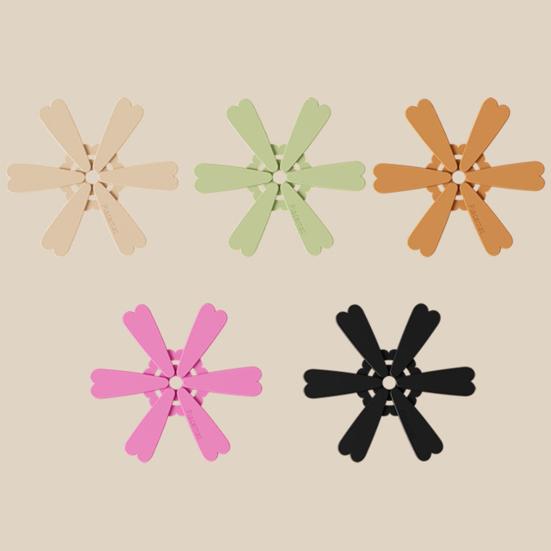 Yousheng Silicone Trivet for Hot Dishes Christmas Tree Pot Holder Heat Resistant Coasters Insulation Pad for Kitchen