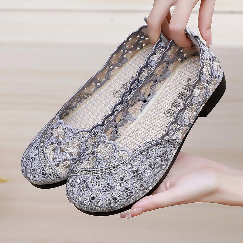 

Летние женские туфли из старой пекинской ткани с полой дышащей сеткой для среднего и пожилого возраста с неглубоким горлом и мягкой подошвой, удобные туфли для мам с одной педалью 41 серый