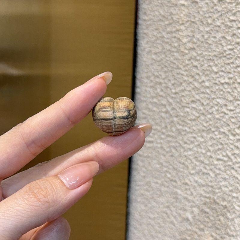 

Гонгму Агарвуд Персик-пукалка с отверстием Аксессуары для DIY Плетеный вручную Шнурок для руки Ожерелье Браслет Dm748 Default