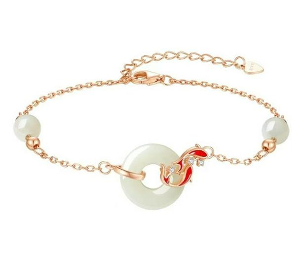 Exquisite Jade Koi Necklace: Retro Chinese Style Silver-Plated Inlaid Jade Clavicle Chain