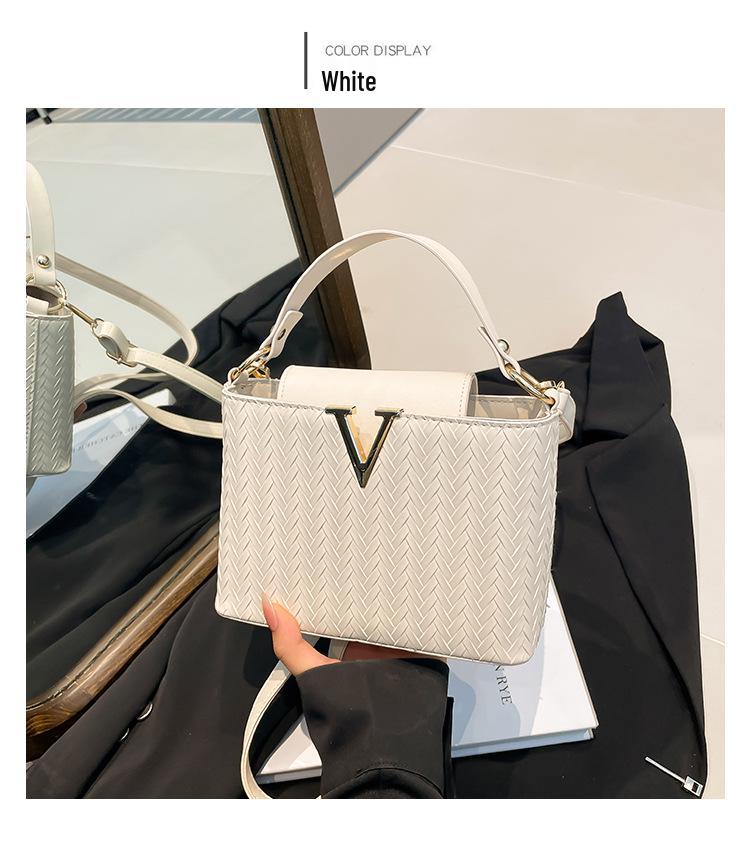 2025 Trendy Women's Square Shoulder Crossbody Bag - Stylish, Simple, and Casual Design