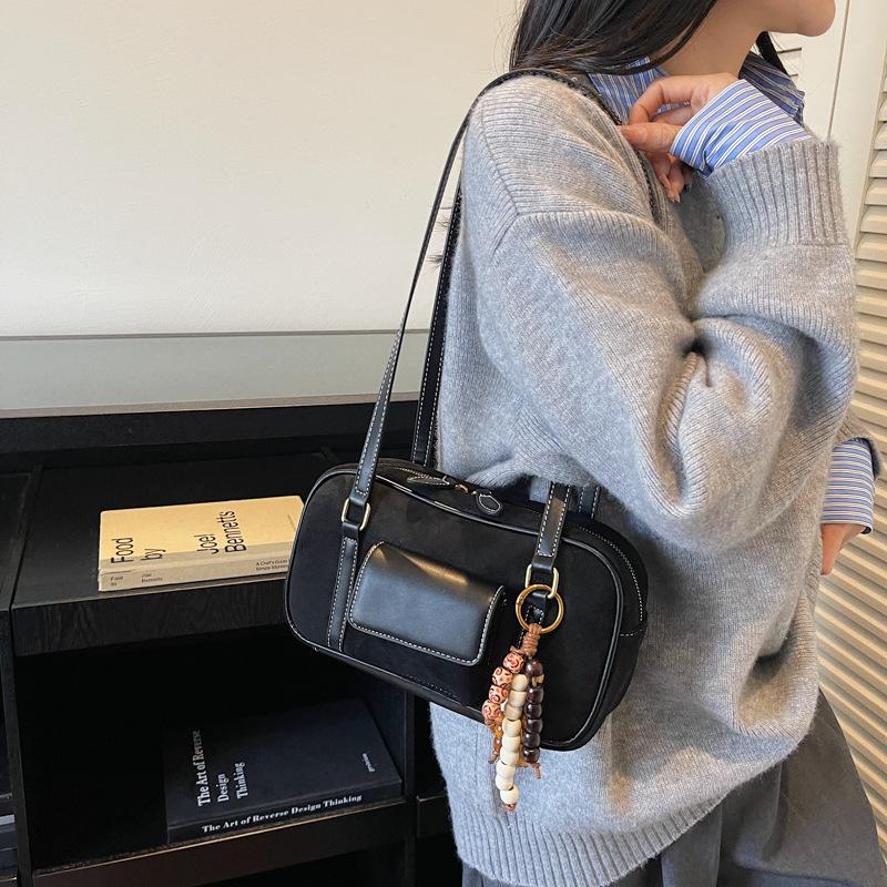 Suede Bag Women's Large Capacity 2025 New Autumn and Winter Retro Shoulder Armpit Bag Casual Commuter Pillow Bag