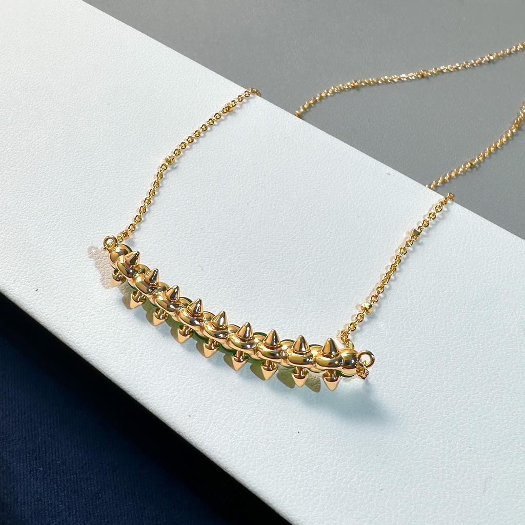 Jade-colored Beaded Gold Chain Necklace wearing for dinner parties, daily dressing, and special holiday gifts Non-allergenic Material Birthday Gift