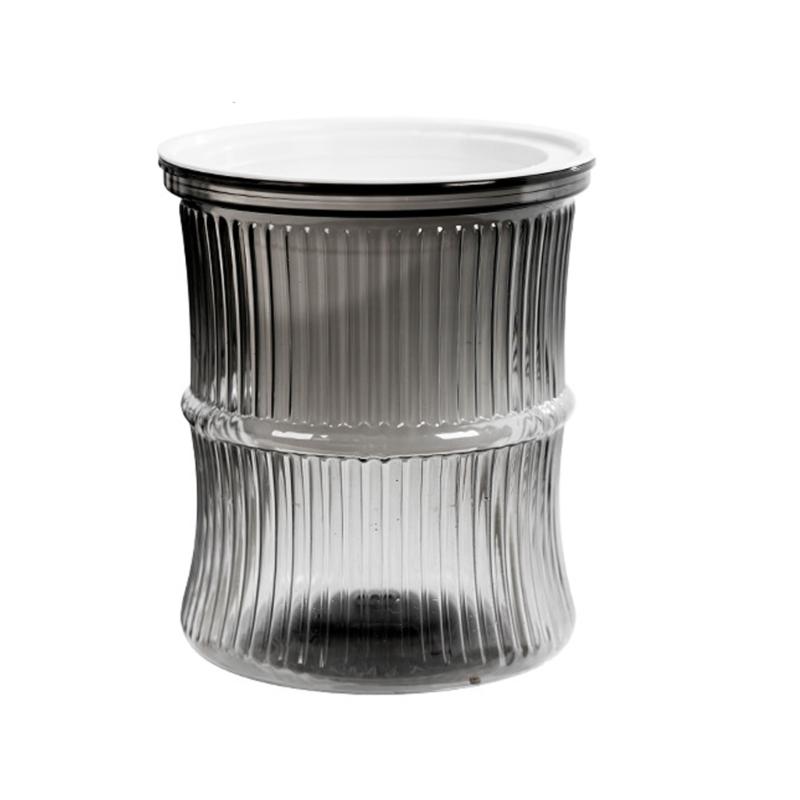 Lightweight Automatic Hydrating Sustaining Plant Container Planter Flower Pot With Vibrant Color Option for Indoor Plant