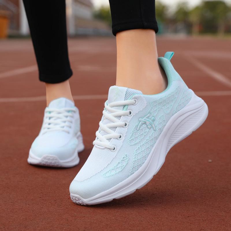 New Versatile Breathable Mesh Running Shoes Women's Shoes 2025 Spring and Summer Sports Shoes Lightweight Soft Sole Casual Travel Shoes