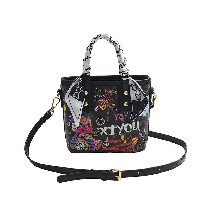 Small Bag Women's 2025 New Fashion Trend Graffiti Handbag Women's Casual Versatile Printed Shoulder Crossbody Bag