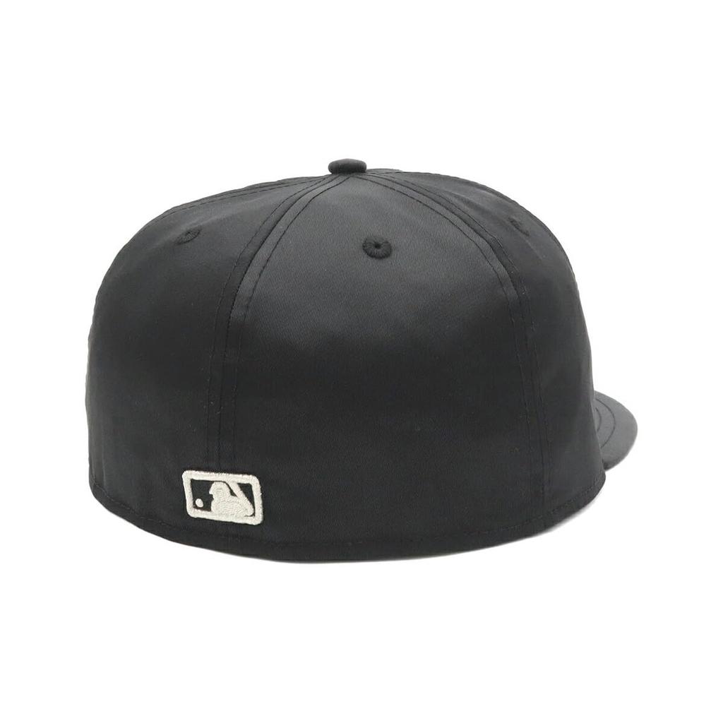 New Era Cap 59FIFTY MLB Rhinestone ONSPOTZ Exclusive NY Black 7 3/8 59Fifty Limonta Est Rhinestone Badge MLB New York Yankees