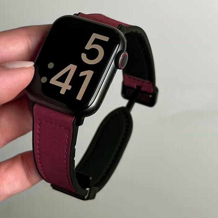 Compatible Crazy Horse Pattern Silicone Magnetic Buckle Strap for Apple Watch Series 11, Huawei Fit34, and Xiaomi Smart Band 89.