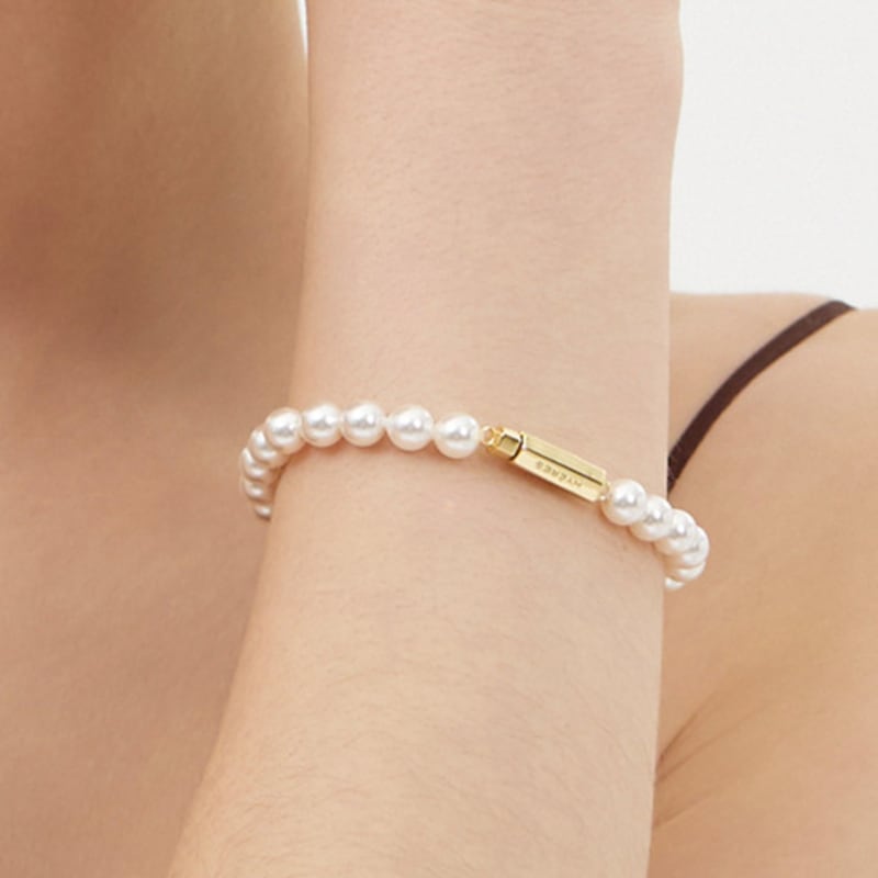 

hyeres-lor H Edition Silver (Y) White Pearl Bead Bracelet 6mm HL6B31602Y9175 ONE