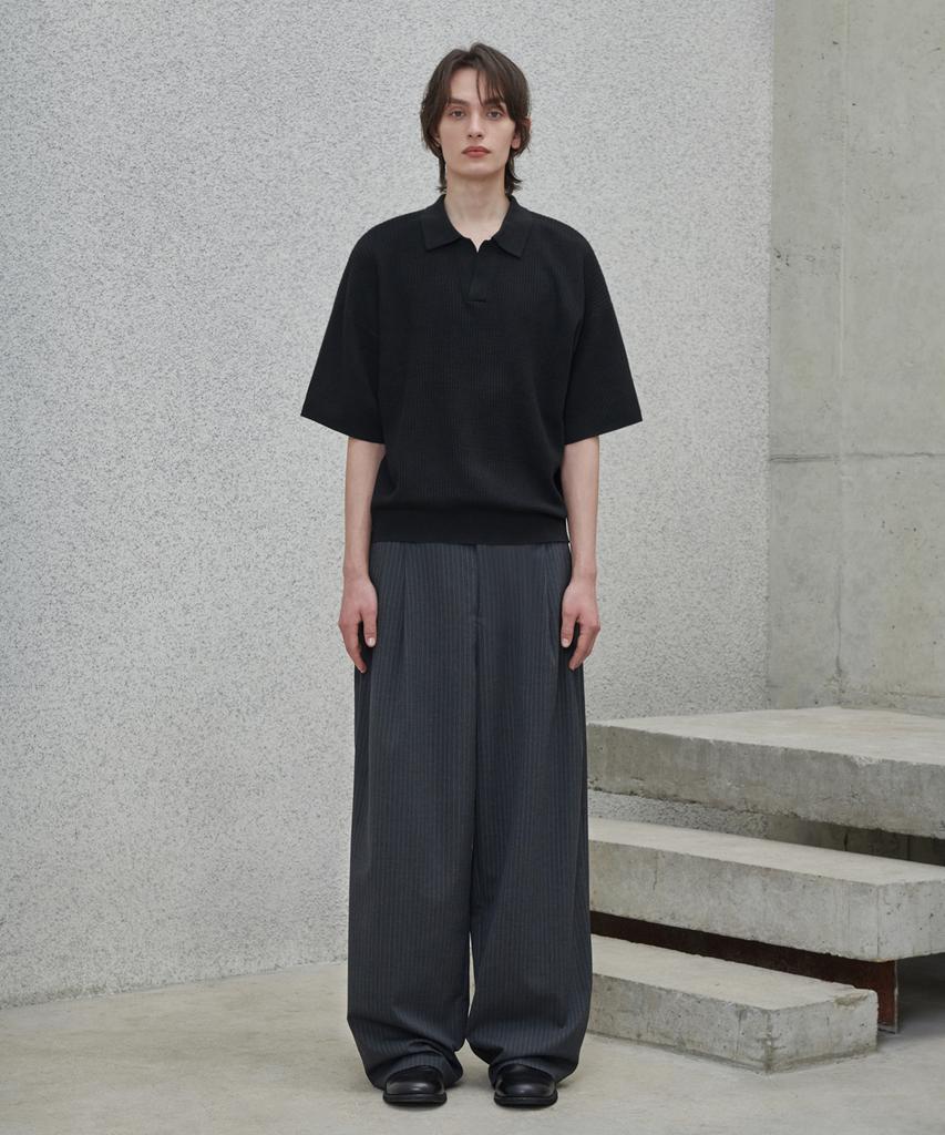 GLW Open Collar Waffle Half Knit Black