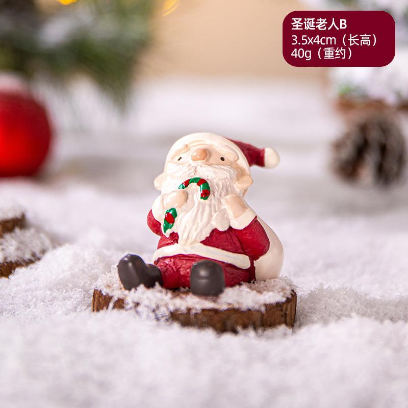 Mini Christmas Village Figurines Set Snowman Bear Deer Animal Models For Dollhouse Garden Scenery DIY Display Ornaments