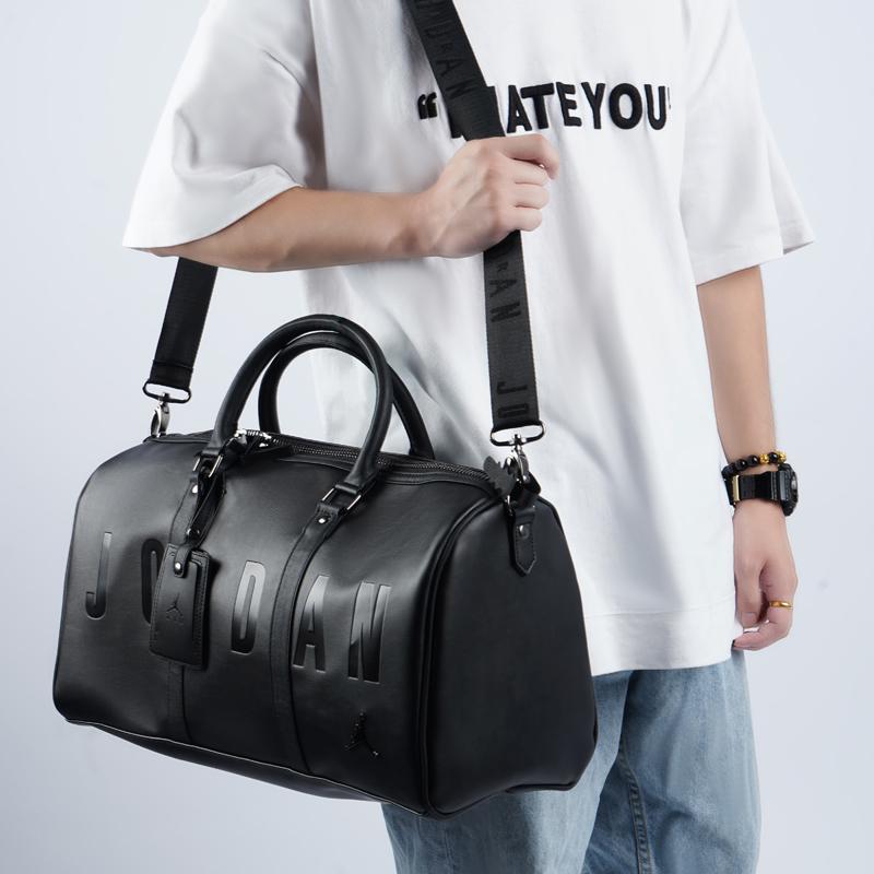 Jordan Jumpman Duffle Bag Travel Bag 18W Black Jordan HA6466-011