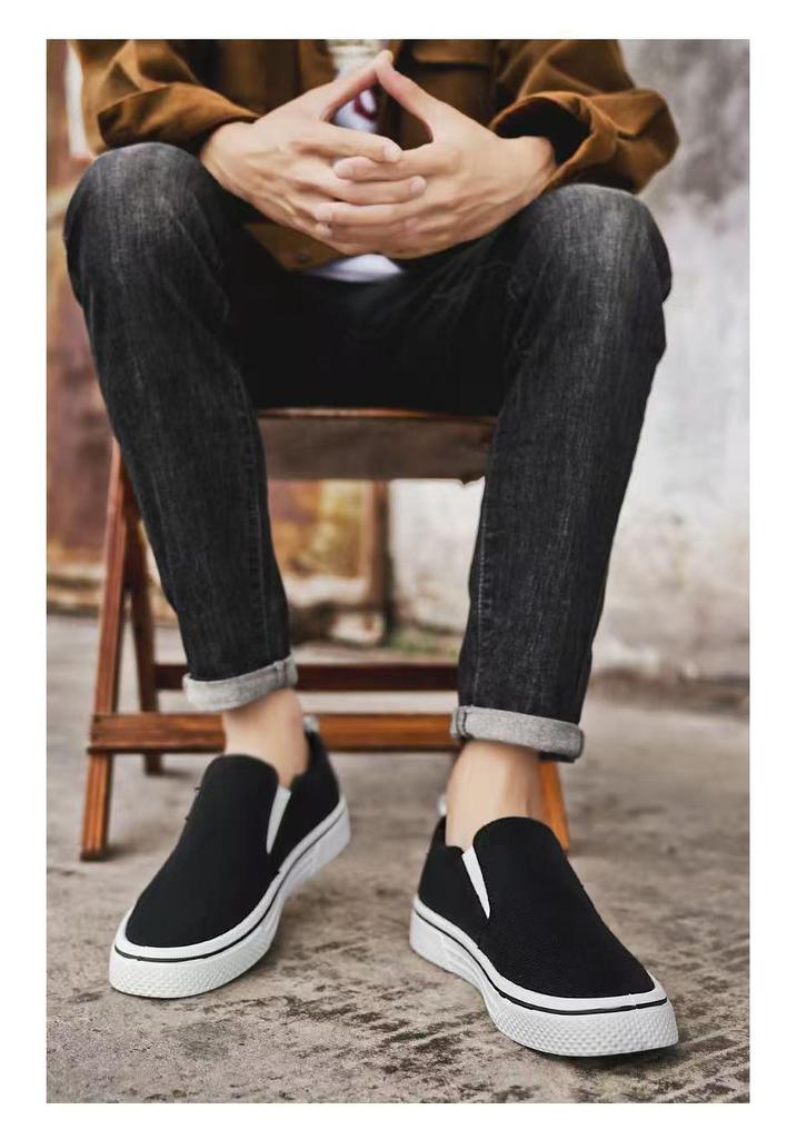 2026 Men's Summer Soft Sole Breathable Canvas Slip-On Shoes