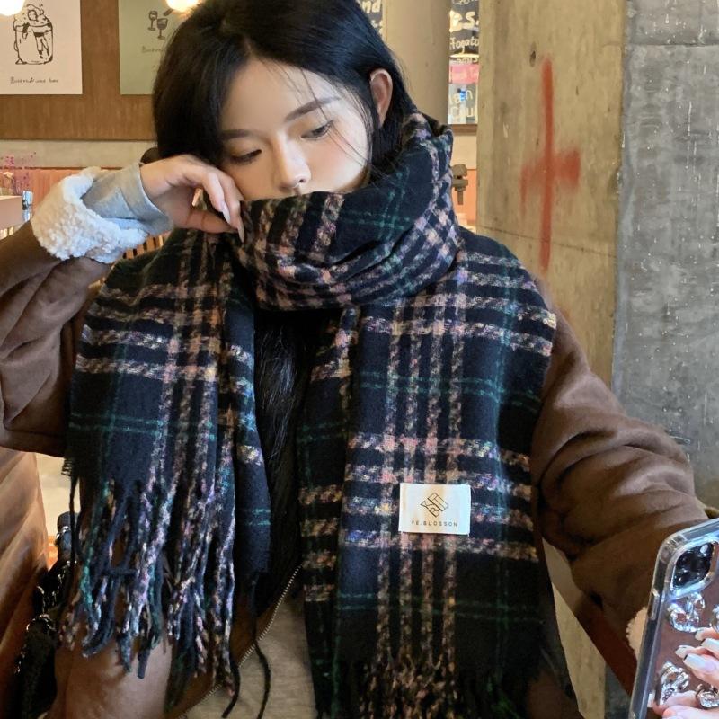 Beige High End Plaid Scarf for Women in Autumn and Winter Korean Atmosphere New Warm Shawl Student Scarf