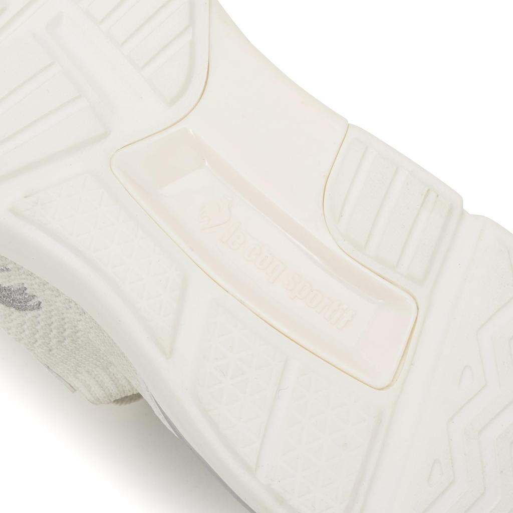 Coq Loire Easy to Put 3E Water White cm [Le Sportif] Slip-on Sneakers, On, Running, Wide, Equivalent, Repellent, Drawcord, Women's, (QL3XJC01WH) 24.0