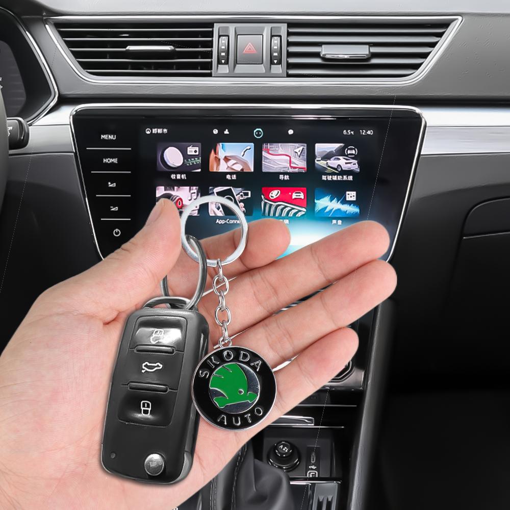 3D Metal Car Badge Key Ring Keyring Kechain Decoration For Skoda S Rapid Octavia Kodiaq Karoq KAMIQ Fabia Superb VRS Yeti Scala ulvc23