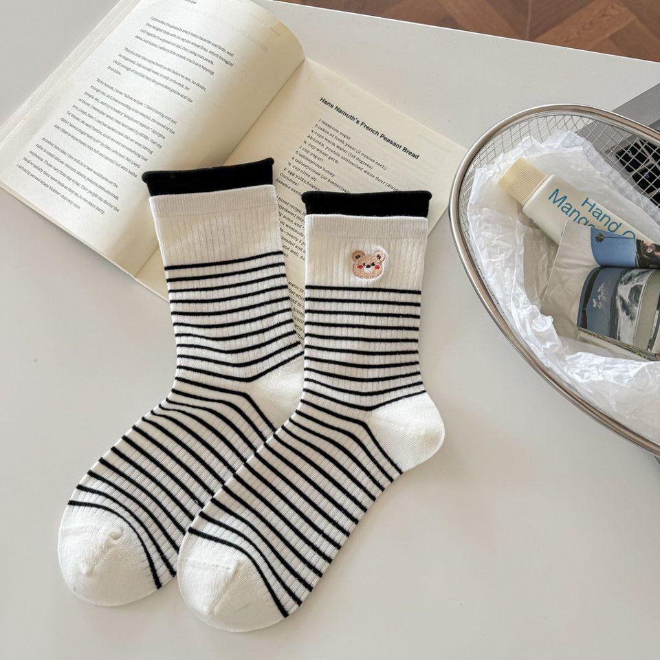 Cute Little Bear Embroidered Striped Mid-Calf Socks - Double-Layered, Rolled-Edge, Trendy Student Style One Size чёрный