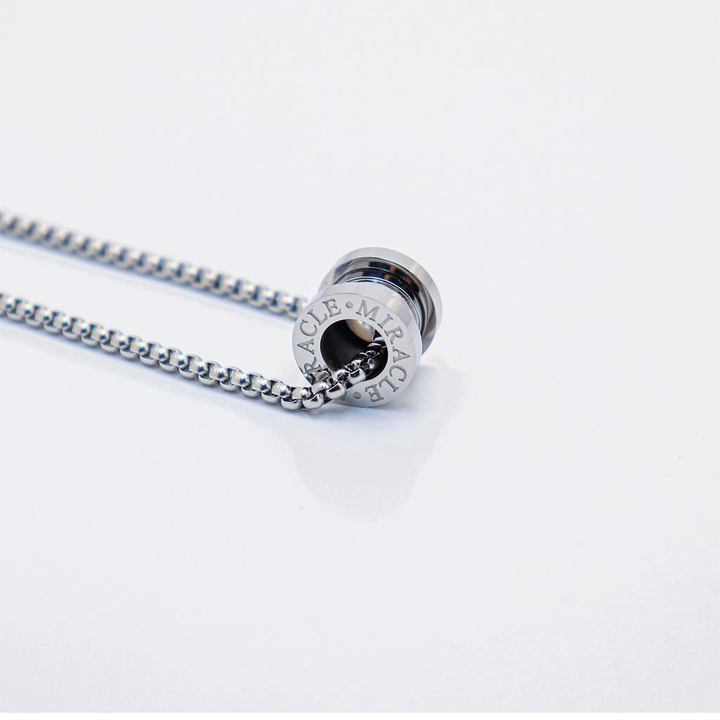 Fashion Trendy Men'S And Women'S Double-Ring Diamond-Encrusted Pendant Necklace High-End Trendy Cool Titanium Steel Pearl Chain Jewelry