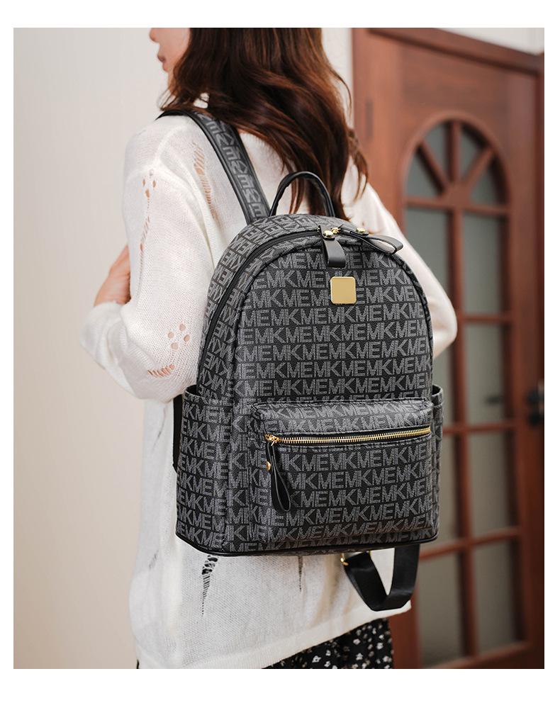 Trendy Large Capacity Women's Korean Style Backpack - Versatile Fashion for School or Commute