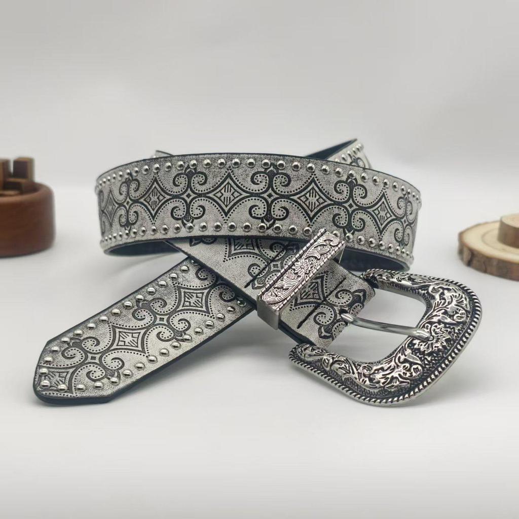 Distressed Y2K-Style Totem-Embossed Leather Belt