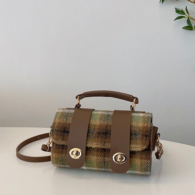 Mode Schloss Kleine Tasche für Damen, Retro Umhängetasche für Damen für den frühen Frühling