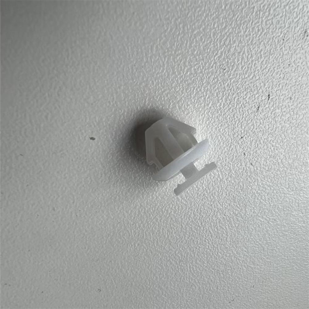 76882-6RA0A Wheel Opening Molding Clip For Nissan Rogue Ariya