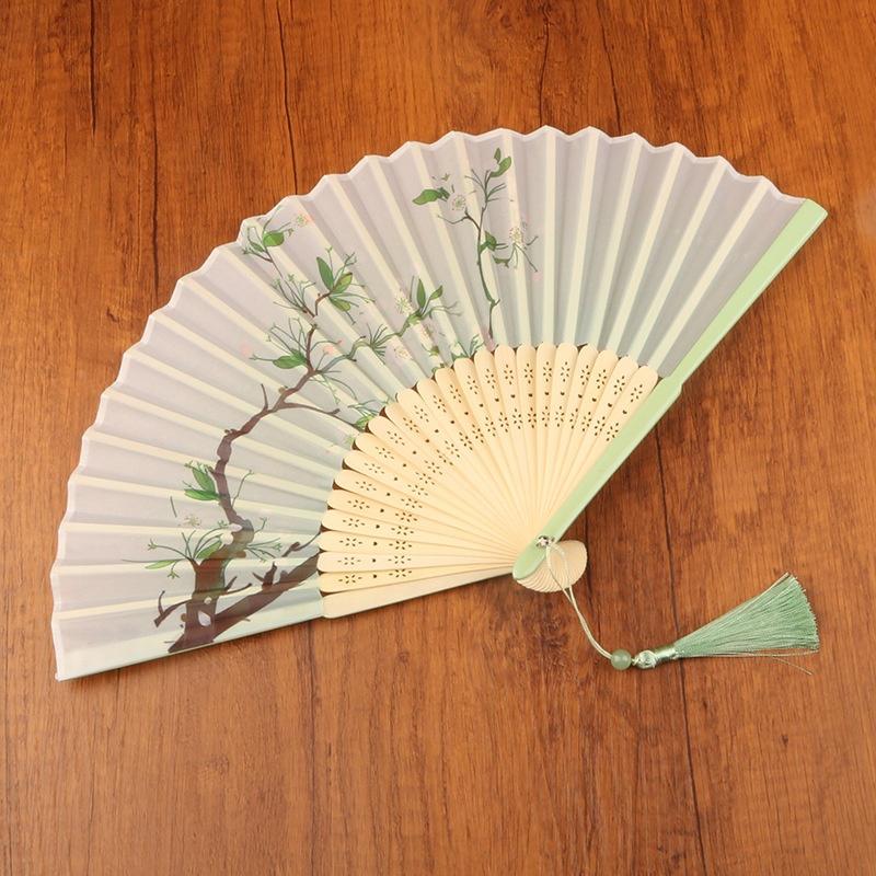 

Винтажный шелковый складной веер китайское японское искусство ремесла подарок украшения для дома танцевальный веер бамбуковые веера реквизит для фотосъемки зелёный