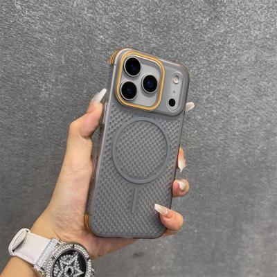 Coque de téléphone portable Cooling Apple 17pro 17promax Maille Respirante IPhone16/15/14/13/12 Ventouse Magnétique